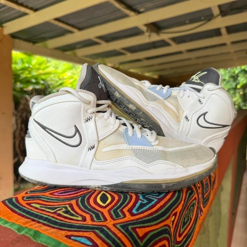 Nike Kyrie Infinity Sneakers Kids Size 7Y Sail Aluminum Basketball DD0334-102